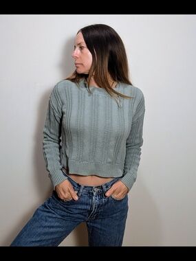 Aeropostale Sage Green Cropped Textured Knit Sweater – Size S